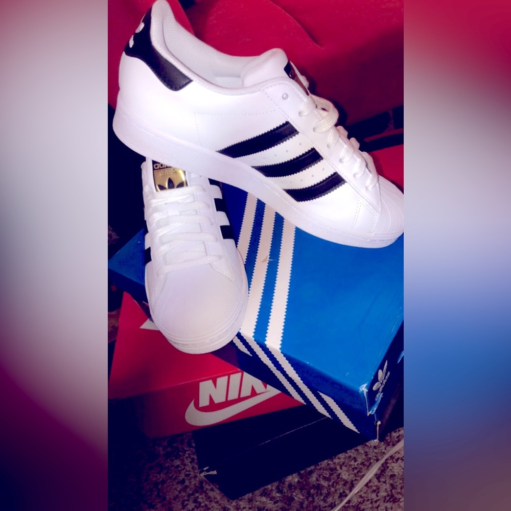 Adidas SuperStars MEN 7 1/2